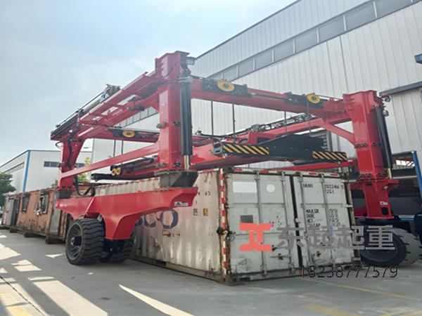 跨运车的核心结构基础 智能化跨运车生产